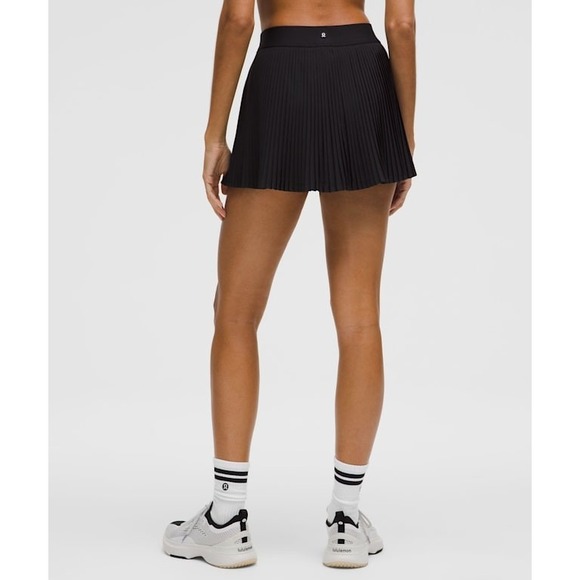 lululemon athletica Pants - Lululemon Skirt Women 4 Black Varsity Pleated Tennis Golf Athletic Skort